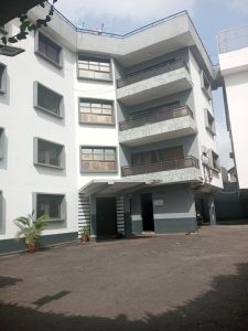 TO LET: 3 units of spacious and well maintained 3 bedroom flat on ground and upper floors @ N3.5million per annum