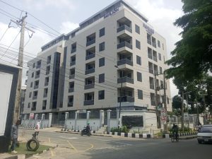 FOR SALES:  Two (2) units of newly modern and tastefully built furnished and serviced Three (3)Bedroom apartments having 2 sitting rooms on the first floor. Amenities: - Lift with inverter - Fully fitted kitchen - CCTV - Swimming pool at the rooftop - Access code main door - Ample parking space - Fire extinguisher - Uniformed 24/7 securities. Video available on serious client's request.