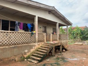 FOR SALE: A solid tenement building, fenced and gated sitting on 2 plots of land by Oke Opo, Ilesa, Osun State.