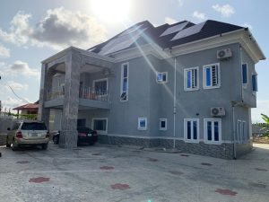 FOR SALE: Relatively new with modern finishing Five (5) Bedroom Detached House with Maid Room, together with all furniture and electronics sitting on a land size of 550sqm with an extra 550sqm vacant land behind