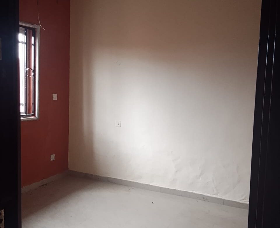 TO LET | 2-BEDROOM FLAT APARTMENT