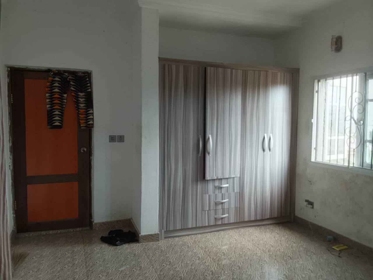 FOR SALE: 4-BEDROOM SEMI-DETACHED TWIN DUPLEX