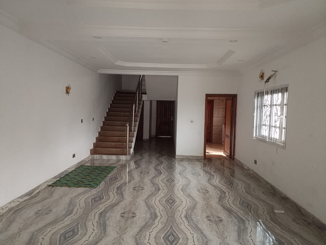 FOR SALE: 4-BEDROOM SEMI-DETACHED TWIN DUPLEX