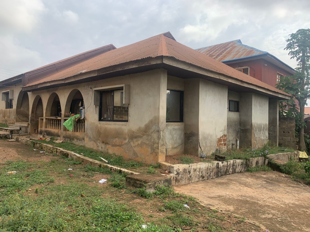 Solid and Well-Maintained Bungalow with Two 3-Bedroom Flats